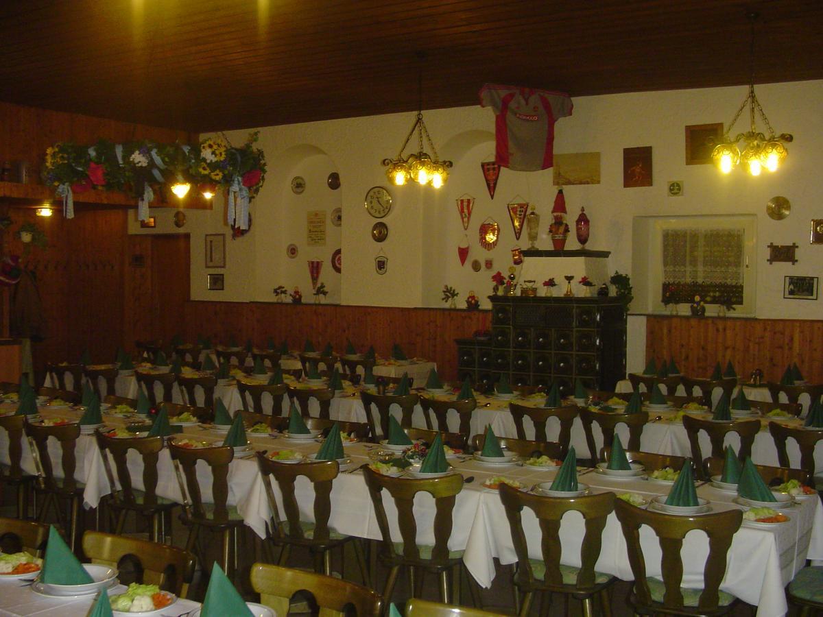 Hotel Bayerischer Hof Wiesau Esterno foto